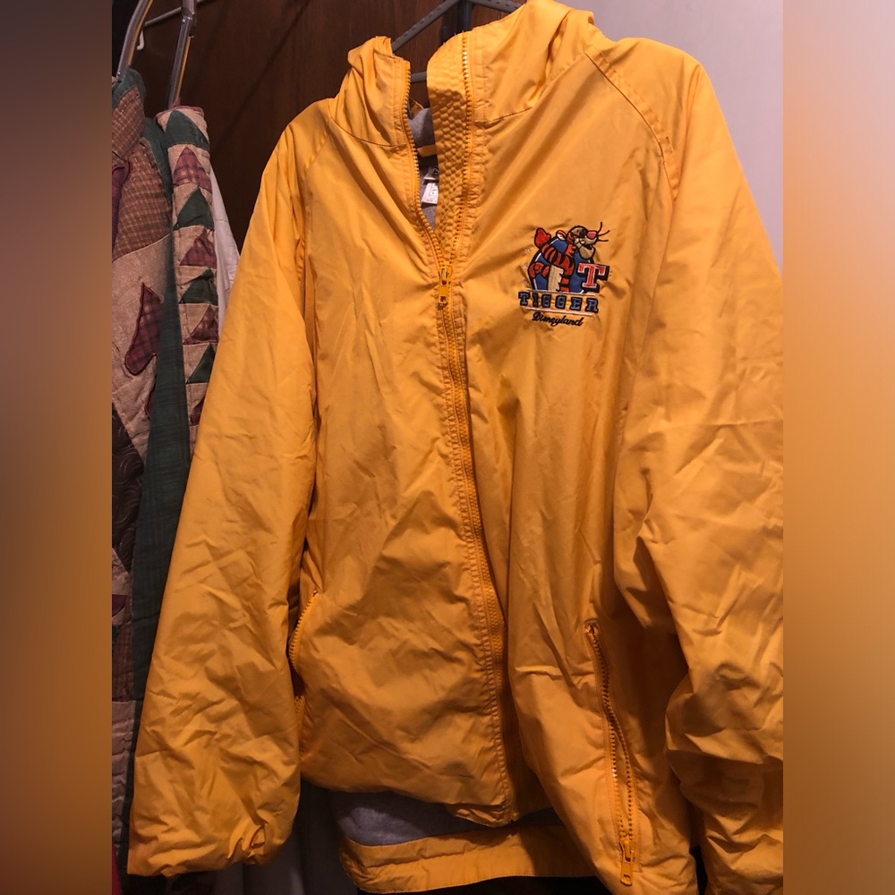 🎠Y2K Disneyland Exclusive Tigger Windbreaker Jacket-960 $150 or $120 w/offer